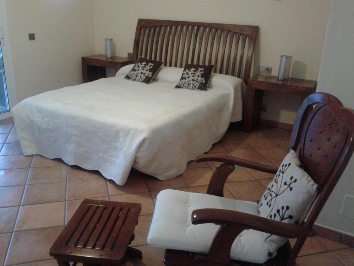 Villa Ca Na Llum Trebeluger ภายนอก รูปภาพ