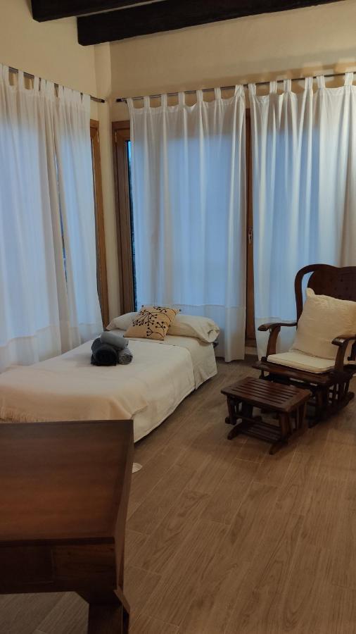 Villa Ca Na Llum Trebeluger ภายนอก รูปภาพ